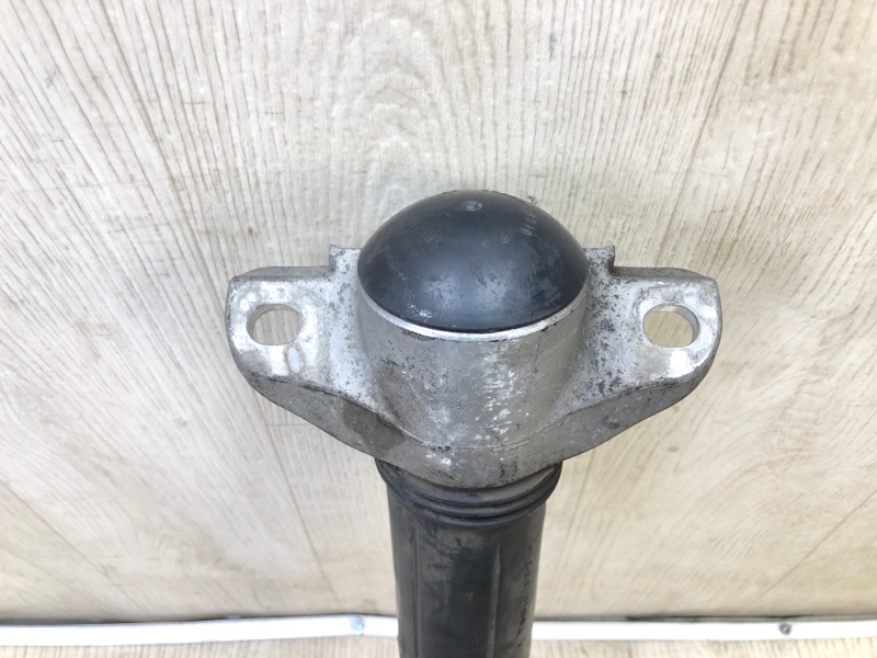 Амортизатор задний CAMRY 70 17- Амортизатор задний CAMRY 70 17-