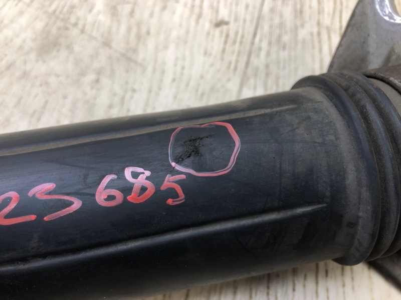 Амортизатор задний CAMRY 70 17- Амортизатор задний CAMRY 70 17-