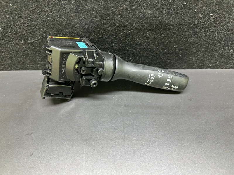 Подрулевой переключатель правый PRIUS C/AQUA 11-14 2013 NHP10L 1NZ-FXE 1.5L