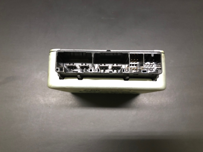 Блок управления электроусилителем руля TOYOTA PRIUS C/AQUA 11-14 NHP10L 1NZ-FXE 1.5L