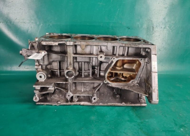 Блок двигателя MAZDA 3 BM 13-19 2016 Седан 2.0L 4 PE02-10-300A Б/У