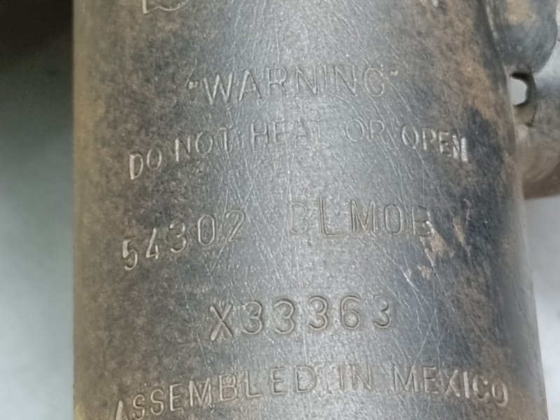 Амортизатор передний правый NV200 USA 13-