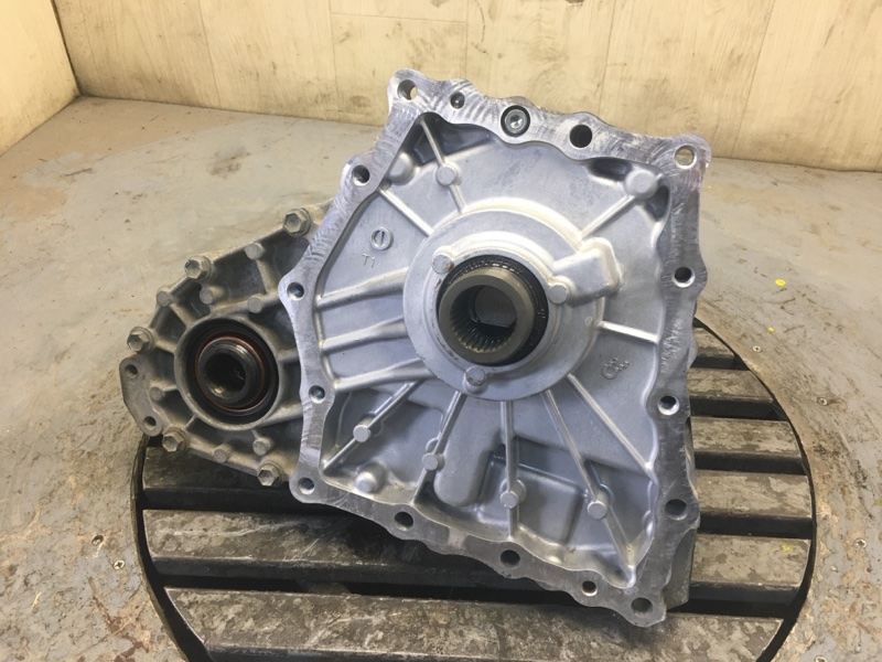 Раздаточная коробка INFINITI FX/QX70 S51 08-17 2008 5.0 VK50VE 331001CA0A Б/У