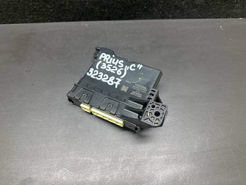 Блок электронный TOYOTA PRIUS C/AQUA 11-14 NHP10L 1NZ-FXE 1.5L