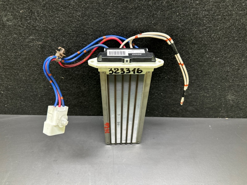 Радиатор печки PRIUS C/AQUA 11-14 2013 NHP10L 1NZ-FXE 1.5L