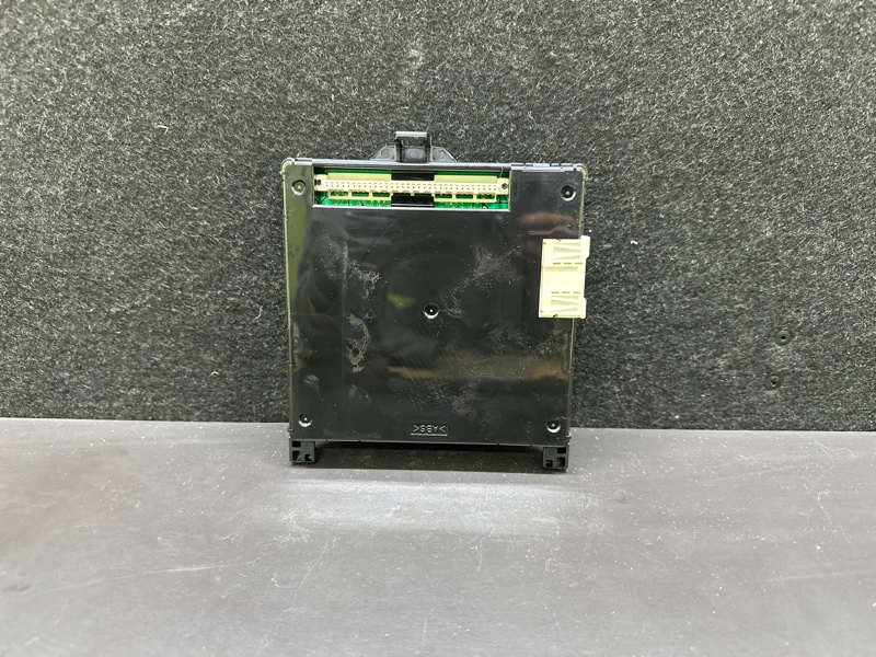 Блок комфорта PRIUS C/AQUA 11-14 2013 NHP10L 1NZ-FXE 1.5L