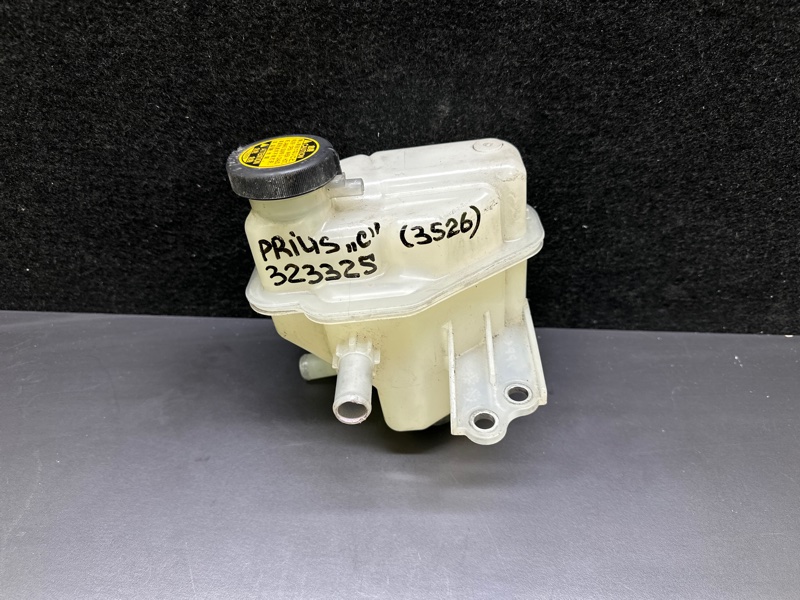 Расширительный бачок инвертора PRIUS C/AQUA 11-14 2013 NHP10L 1NZ-FXE 1.5L