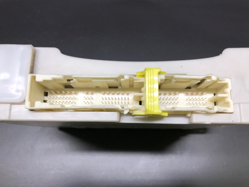 Блок предохранителей салон PRIUS C/AQUA 11-14 2013 NHP10L 1NZ-FXE 1.5L