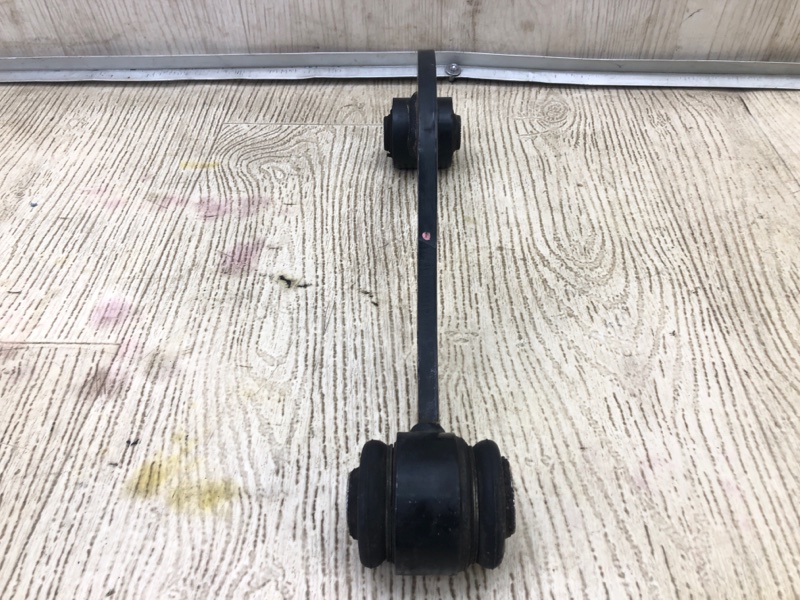 Рычаг задней подвески поперечный верхний LEXUS RX350/450 09-15 2GR-FXE 3.5L