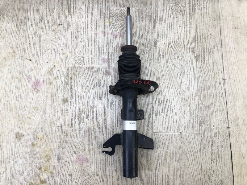 Запчасть амортизатор передний левый JEEP CHEROKEE 14- 2016 2.4 ED8 5168581AF Б/У Амортизатор передний левый JEEP CHEROKEE 14- 2016 2.4 ED8 5168581AF Б/У