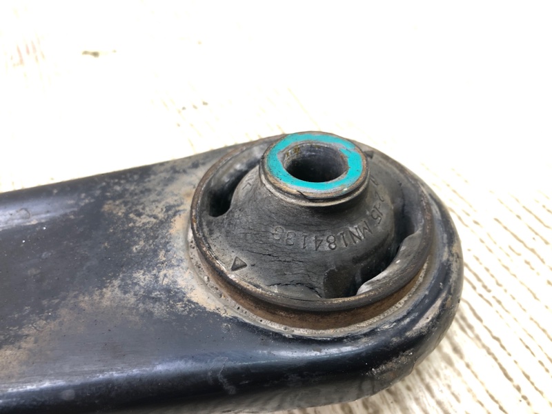 Рычаг передней подвески нижний правый LANCER X 10 07-15 2010 2.0 4B11