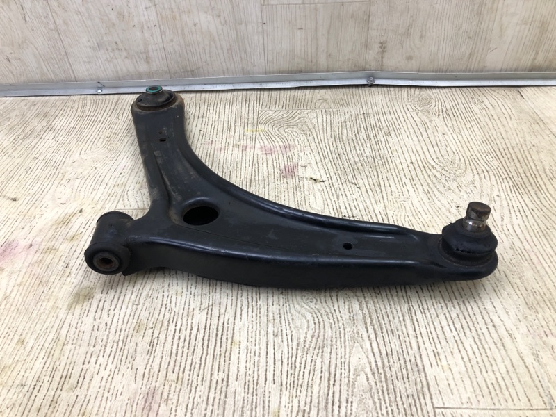 Рычаг передней подвески нижний левый LANCER X 10 07-15 2010 2.0 4B11