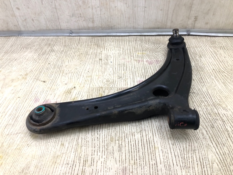 Рычаг передней подвески нижний левый LANCER X 10 07-15 2010 2.0 4B11