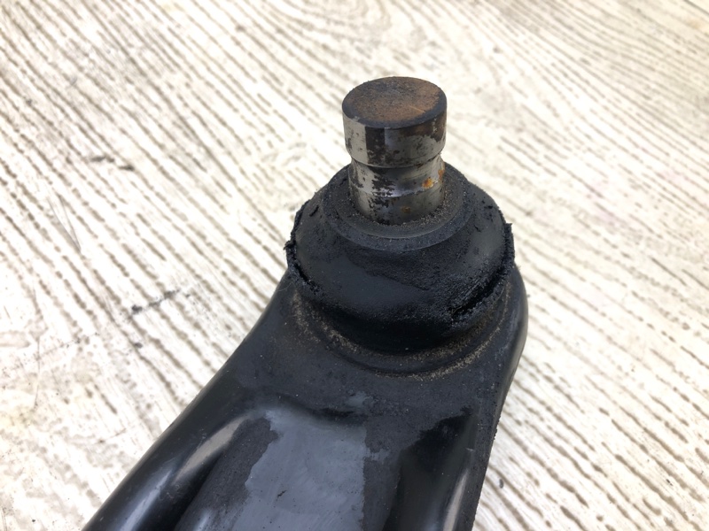 Рычаг передней подвески нижний левый LANCER X 10 07-15 2010 2.0 4B11