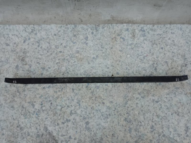 Усилитель переднего бампера LS460 06-12 2007 XF40 4.6 1UR-FSE