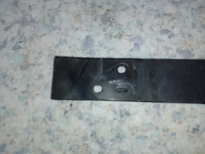 Усилитель переднего бампера LS460 06-12 2007 XF40 4.6 1UR-FSE