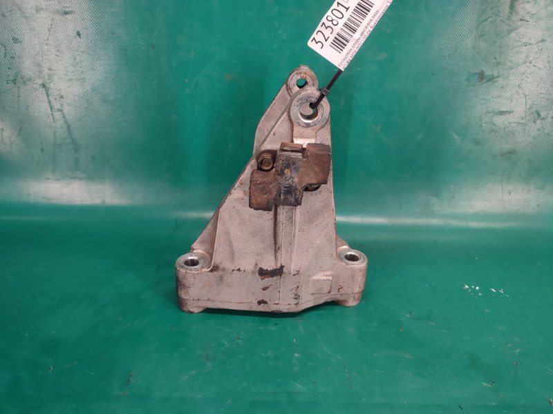 Кронштейн опоры двигателя задний ACURA MDX (YD1) 00-06 2004 Внедорожник 3.5 50827-S0X-A02 Б/У