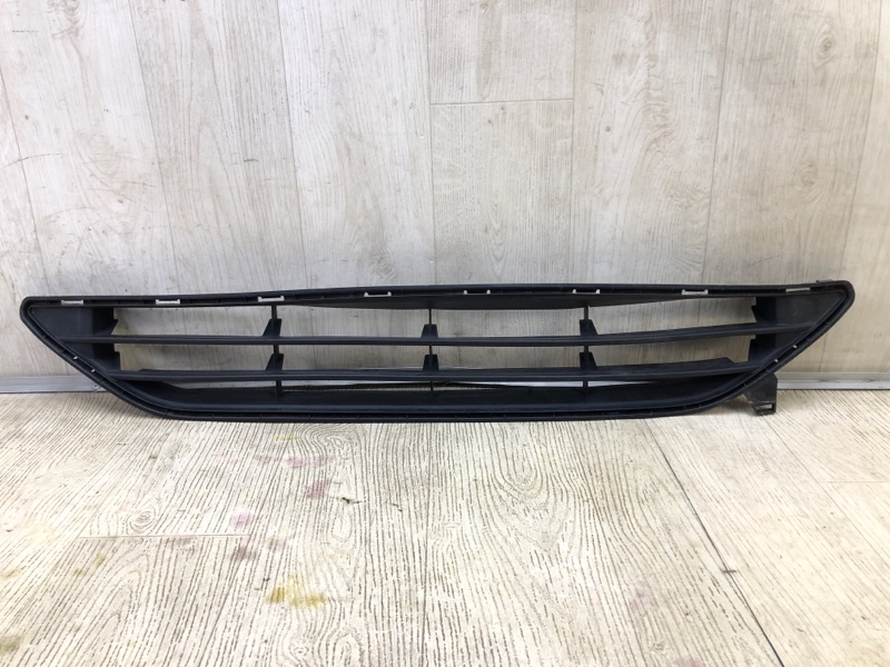 Решетка переднего бампера NISSAN X-TRAIL/ROGUE T32 13-20 2017 2.5 QR25DE 622546FL0A Б/У