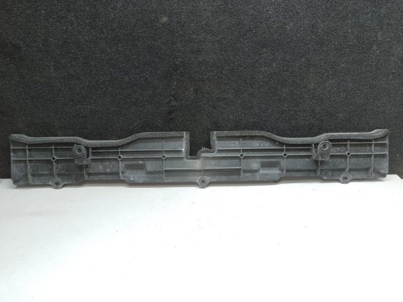 Дефлектор радиатора LS460 06-12 2007 XF40 4.6 1UR-FSE