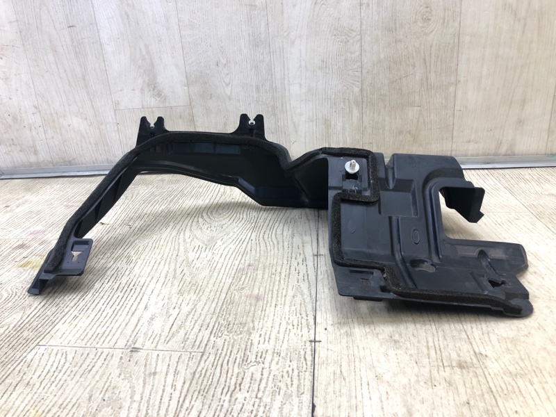 Пыльник крыла задний правый FX/QX70 S51 08-17 2008 5.0 VK50VE