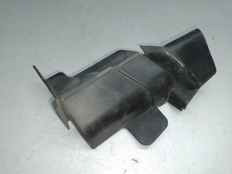 Дефлектор радиатора правый FOCUS 10-18 2018 2.0 C20HDEX