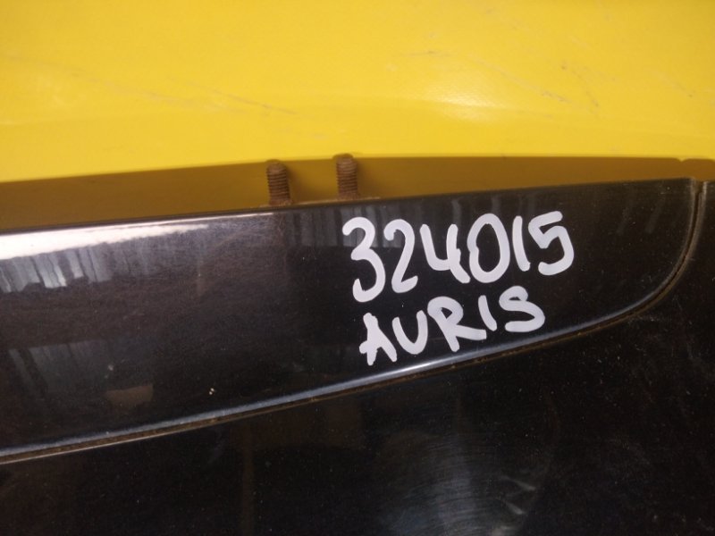 Крышка багажника AURIS 06-12