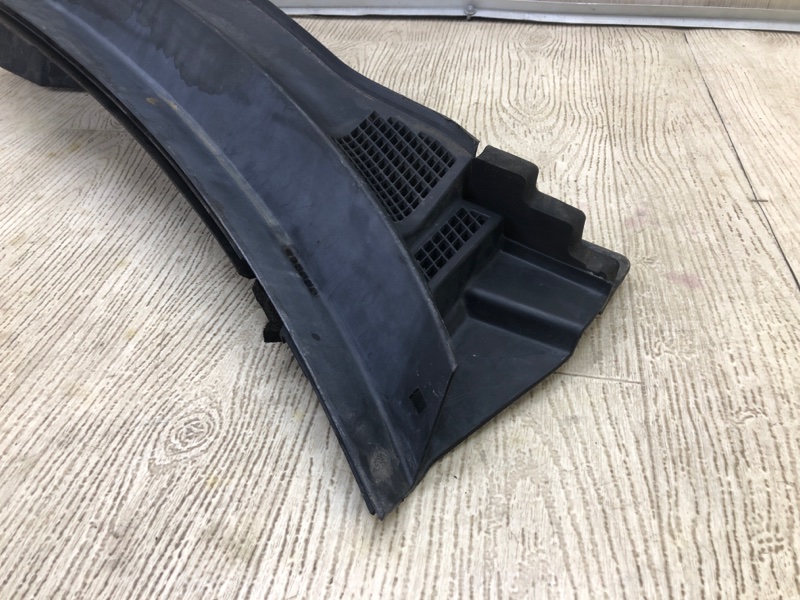 Пластик под лобовое стекло / Жабо правый FX/QX70 S51 08-17 2008 5.0 VK50VE