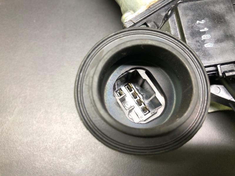 Стеклоподъемник задний левый LEXUS ES300 ES330 01-06 XV30 3.3 3MZFE