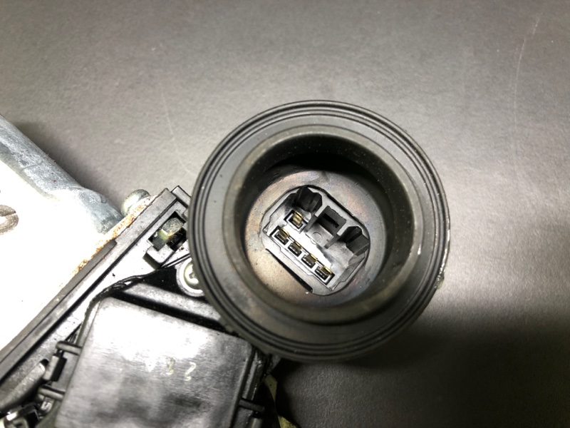 Стеклоподъемник задний правый LEXUS ES300 ES330 01-06 XV30 3.3 3MZFE