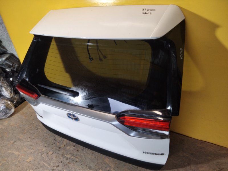 Крышка багажника RAV4 18-