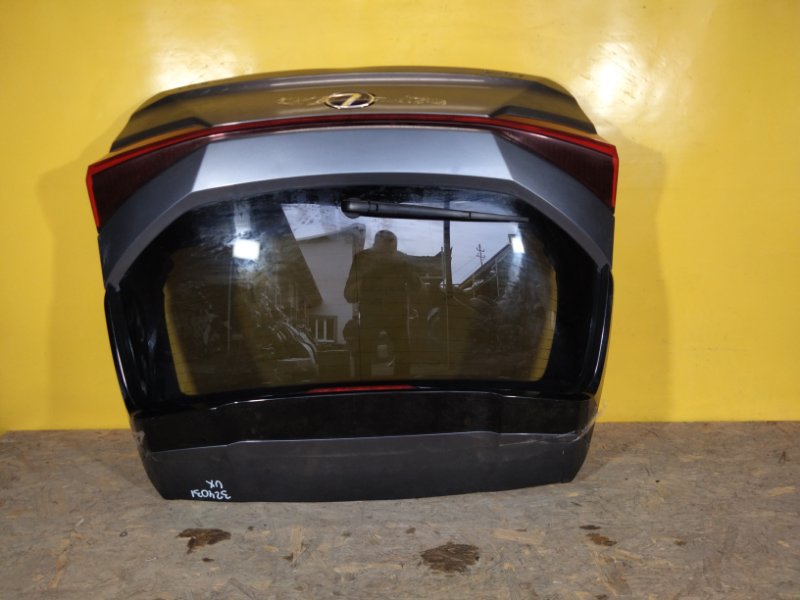 Запчасть крышка багажника LEXUS UX 200 18- 6700576240 Б/У Крышка багажника LEXUS UX 200 18- 6700576240 Б/У