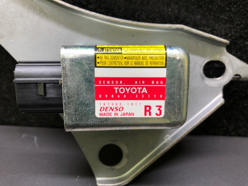 Датчик удара правый LEXUS ES300 ES330 01-06 XV30 3.3 3MZFE Датчик удара правый LEXUS ES300 ES330 01-06 XV30 3.3 3MZFE