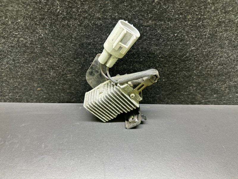 Блок электронный ES300 ES330 01-06 2005 XV30 3.3 3MZFE