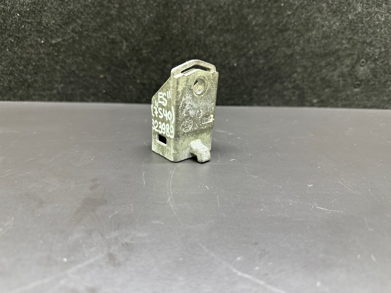 Датчик удара ES300 ES330 01-06 2005 XV30 3.3 3MZFE