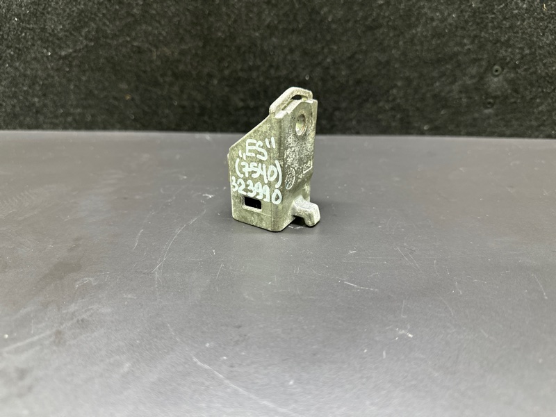 Датчик удара ES300 ES330 01-06 2005 XV30 3.3 3MZFE