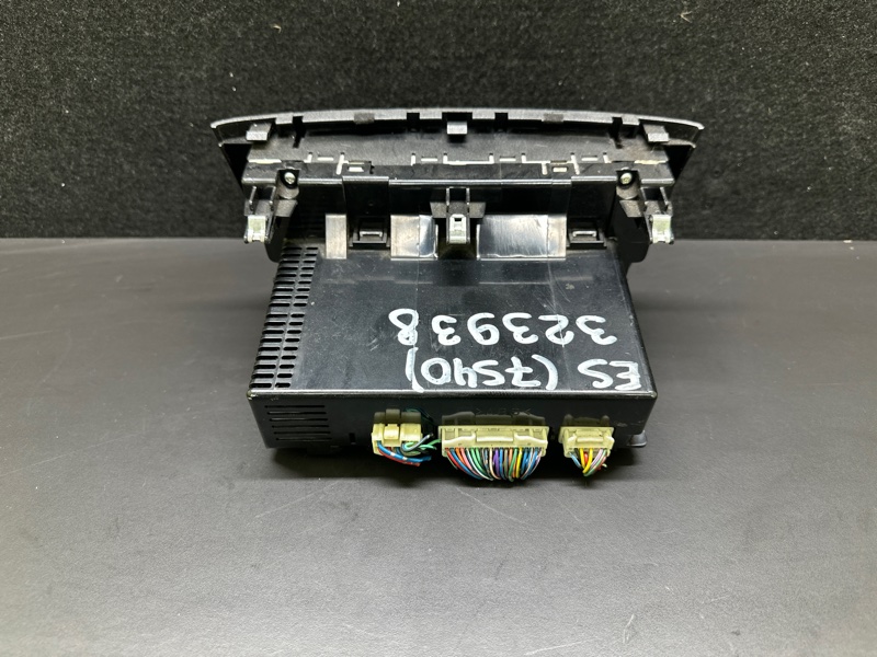 Блок управления печкой LEXUS ES300 ES330 01-06 XV30 3.3 3MZFE