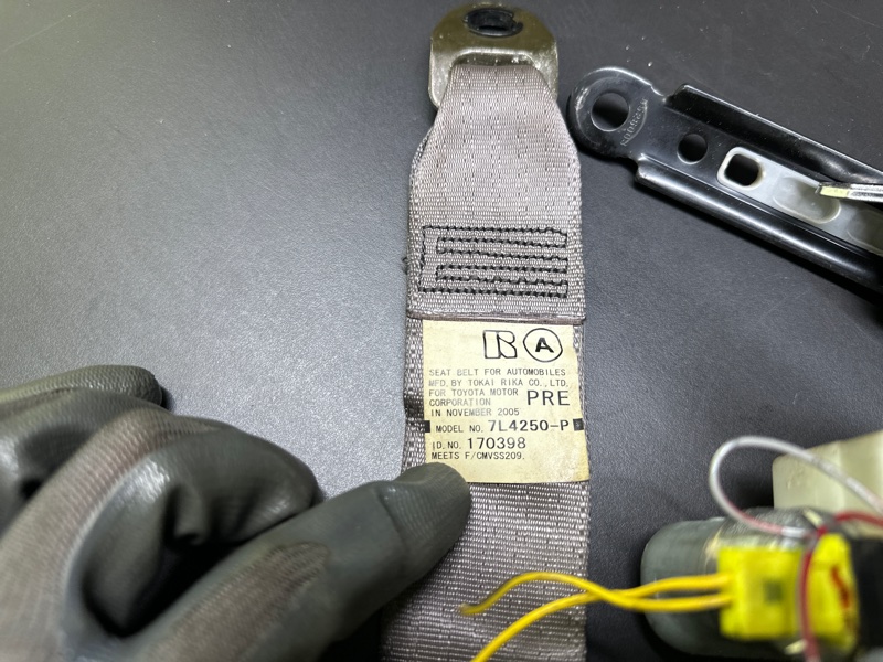 Ремень безопасности передний левый ES300 ES330 01-06 2005 XV30 3.3 3MZFE