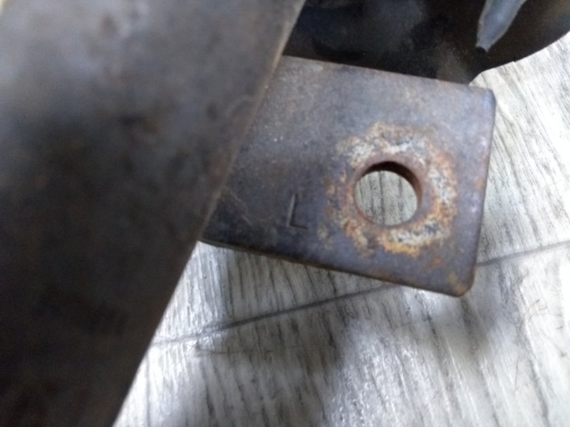 Амортизатор передний левый FOCUS 10-18 2016 MK3 2.0 C20HDEX