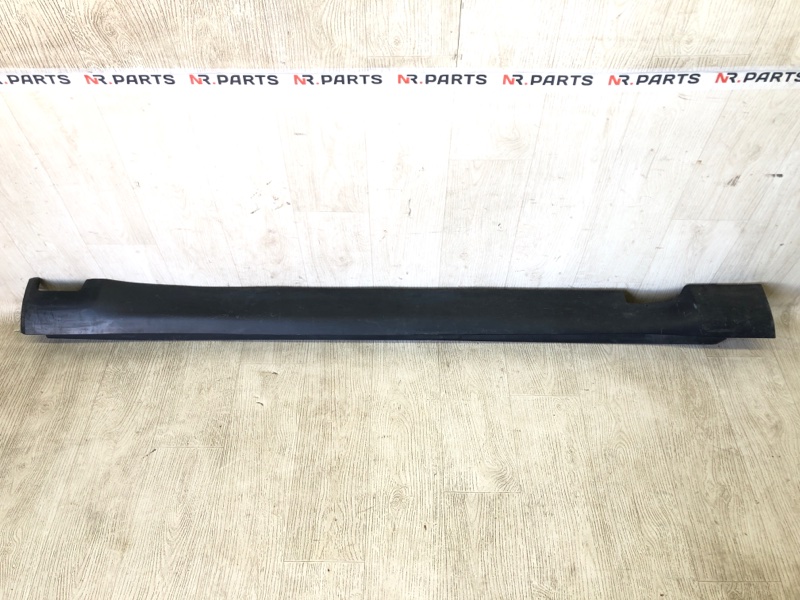 Запчасть накладка порога наружная левая JEEP CHEROKEE 14- 2016 2.4 ED8 1YW37RXFAG Б/У Накладка порога наружная левая JEEP CHEROKEE 14- 2016 2.4 ED8 1YW37RXFAG Б/У