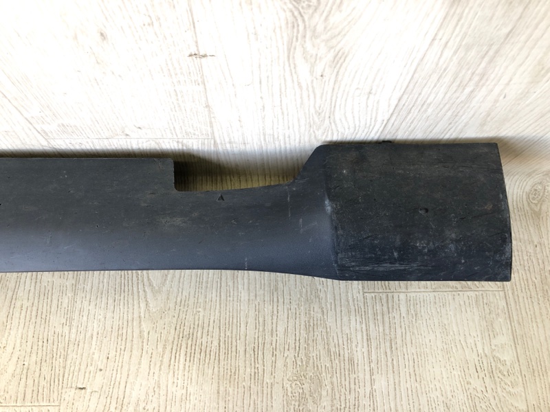 Накладка порога наружная левая CHEROKEE 14- 2016 2.4 ED8 Накладка порога наружная левая CHEROKEE 14- 2016 2.4 ED8