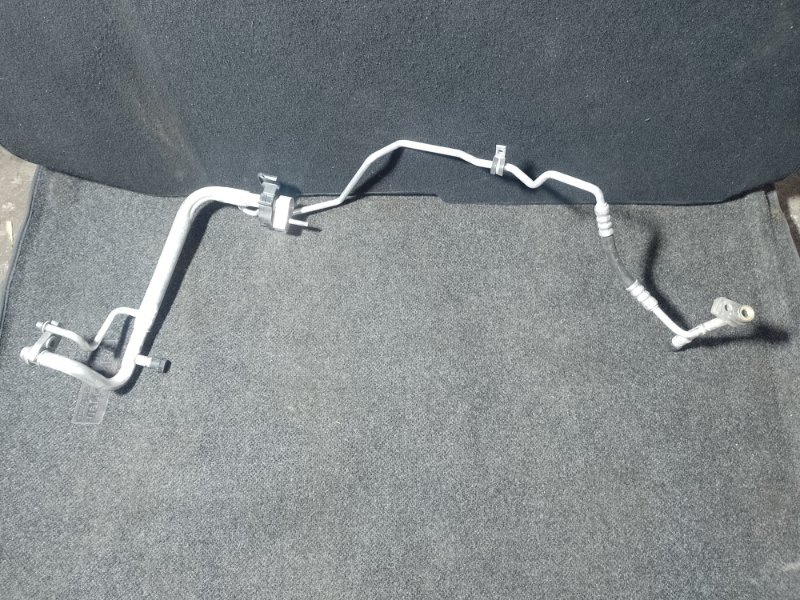 Трубка кондиционера FORD FOCUS 10-18 2018 2.0 C20HDEX H1FZ-19A834-B Б/У