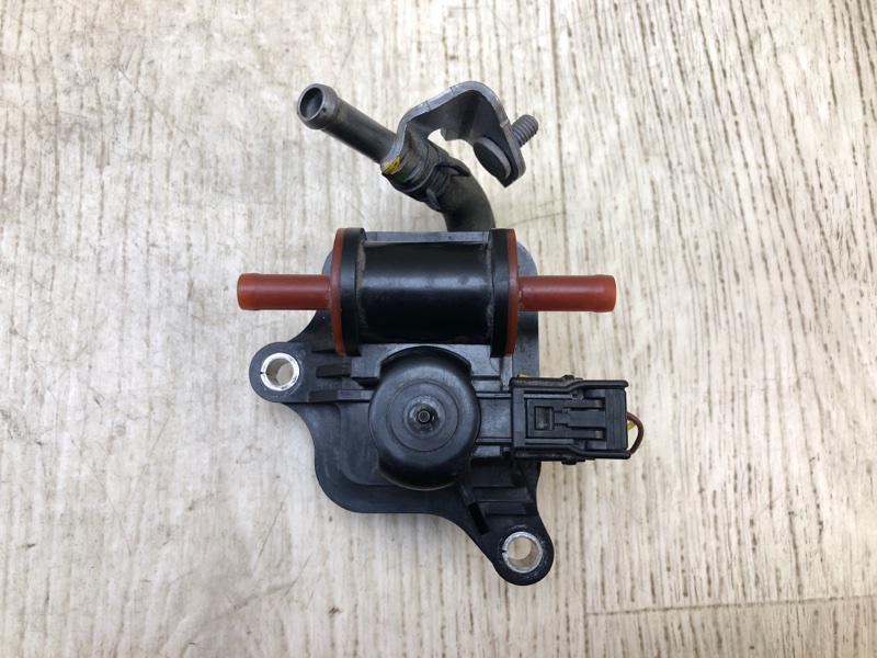 Клапан электромагнитный (вакуумный) CIVIC FC/FK 15- L15B7