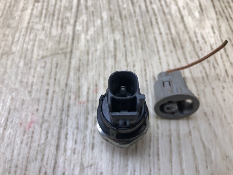 Датчик давления масла ДВС CIVIC FC/FK 15- L15B7