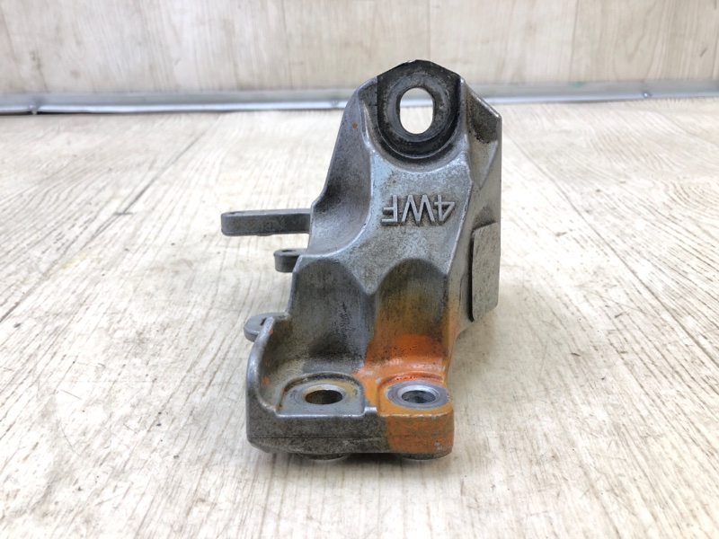 Кронштейн КПП QX60/JX35 12-20