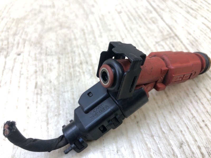 Форсунка топливная ELANTRA AD 16- 2018 2.0 G4NH