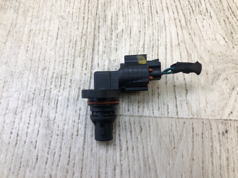 Датчик положения распредвала HYUNDAI ELANTRA AD 16- 2018 2.0 G4NH 39350-2E200 Б/У