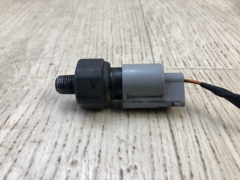 Датчик давления масла ДВС HYUNDAI ELANTRA AD 16- 2.0 G4NH