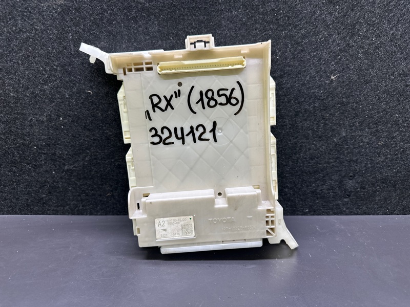 Запчасть блок предохранителей салон LEXUS RX350/450 09-15 2009 GGL10L 2GR-FXE 3.5L 82730-48J20 Б/У Блок предохранителей салон LEXUS RX350/450 09-15 2009 GGL10L 2GR-FXE 3.5L 82730-48J20 Б/У