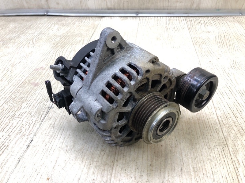 Генератор HYUNDAI ELANTRA AD 16- 2018 2.0 G4NH 37300-2E721 Б/У