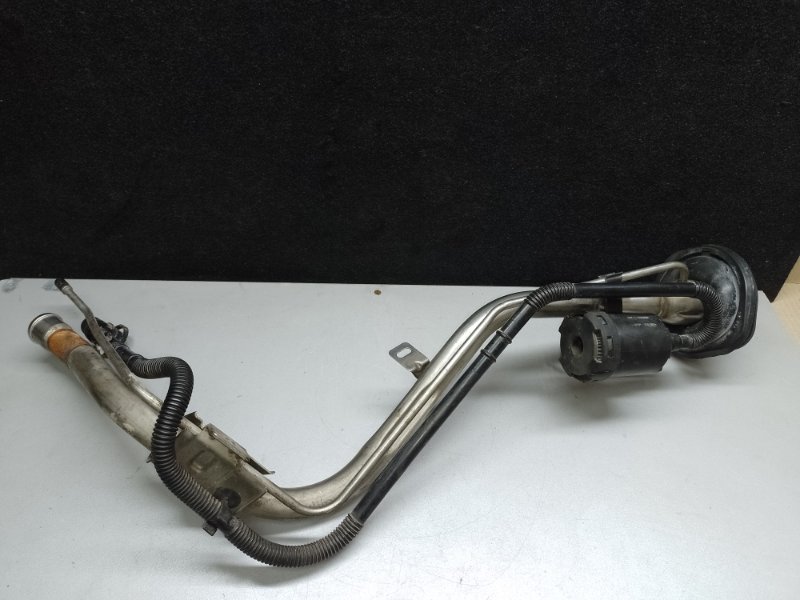 Горловина топливного бака MAZDA 3 BK 03-08 BK 2.3 L3